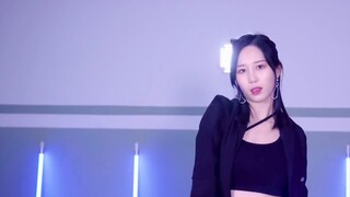Kita selalu bertemu di tempat parkir. Apakah kamu membawa apa yang kuinginkan? ❤️Lagu Perang 2.0 【No