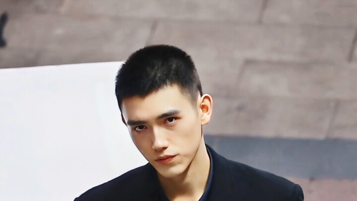 The nobility and oppressive aura of Jinjiang’s male leads…