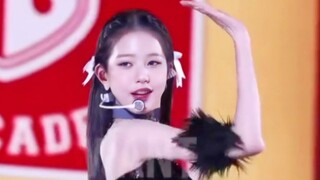 Jang Wonyoung đã nhảy aespa Cấp độ tiếp theo + BLACKPINK tại buổi họp fan!
