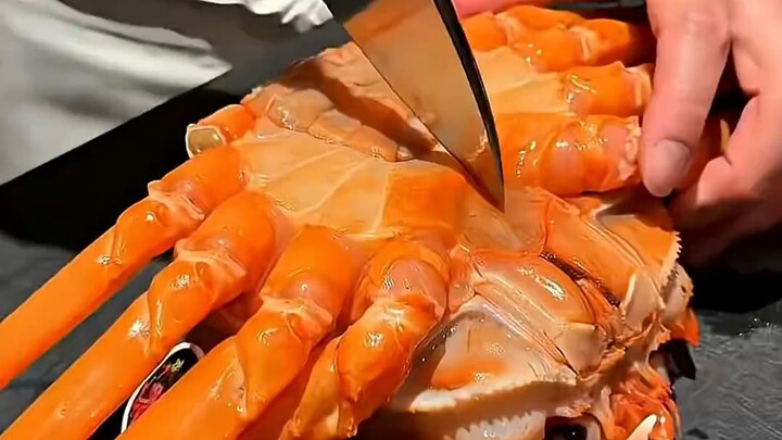 Eat a crab in multiple ways