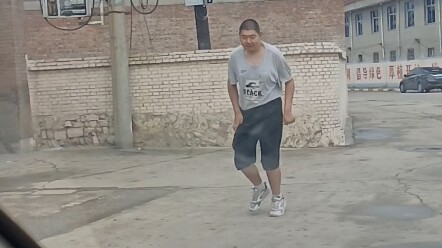 เฟิ่งชูในฤดูร้อนปีที่แล้ว