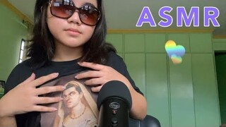 ASMR | tingly rambling, mouth sounds, hand movements | fast & random 🖤