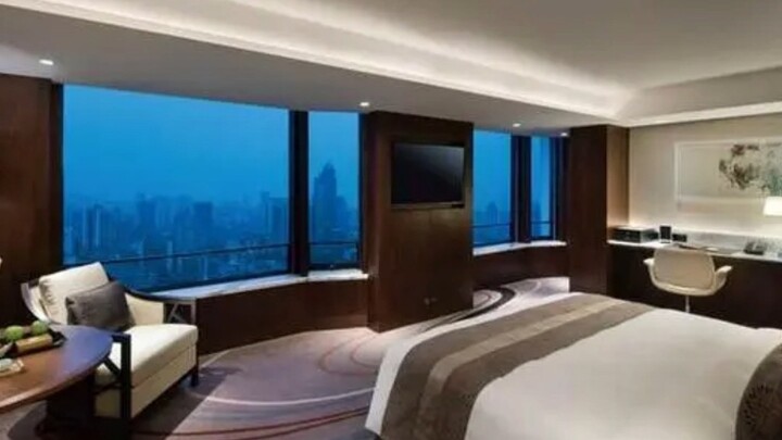 Why do some celebrities prefer to stay in hotels long-term?