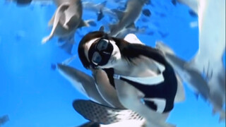 Ren Min's three famous underwater scenes! I really admire her opening her eyes underwater! She can a