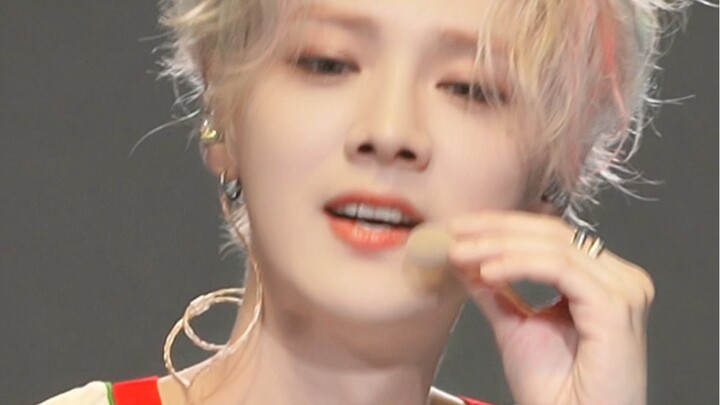 كيف يجب أن تبدو قمة إدارة تعابير الـIDOL؟ | السير على القمر | حفل لو هان الثالث في بكين، 24 يونيو 20