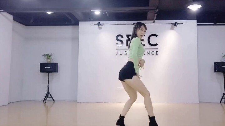 [SPEC Dance] "Lip&Hip" - Điệu nhảy liếm tay kinh điển của HyunA