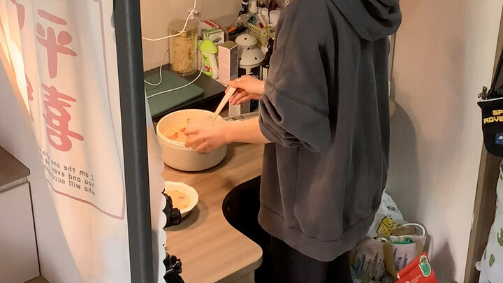 Me and My Paralyzed Roommate