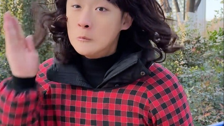 التقيتُ بطالب جامعي يبيع برغر الكوسة مع هريس الروبيان