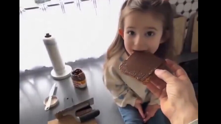 عندما يكون والدك لبّانًا ويُعدّ لك الفطور 😂