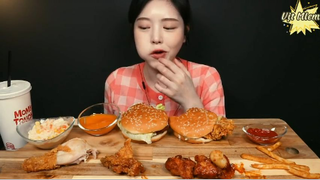 Hamburger Jalapeno, khoai tây chiên, gà rán siêu to phần 8 #anngonmoingay