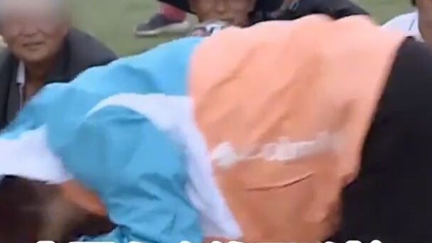 Yue Yunpeng pulled Xinxin and really lived in Bengbu variety show editing