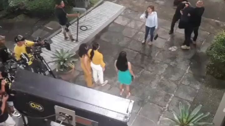 Unica Hija Behind the Scene