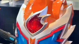 Shuangfei has a lot of new armor products, assembled Yanlong 79, assembled the statue of the general