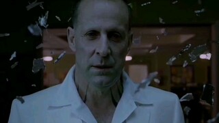 Màn trình diễn của Satan thật tuyệt vời, tóm lại là, độc ác.
