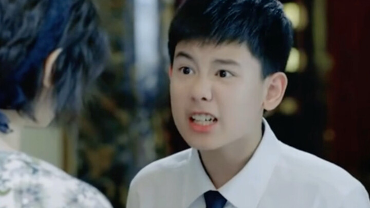 Xiao Hu has grown up and can now play a sibling romance with Chen Xiaoyun.