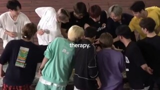 menemani hari-hari dengan tingkah lucu mereka,,,