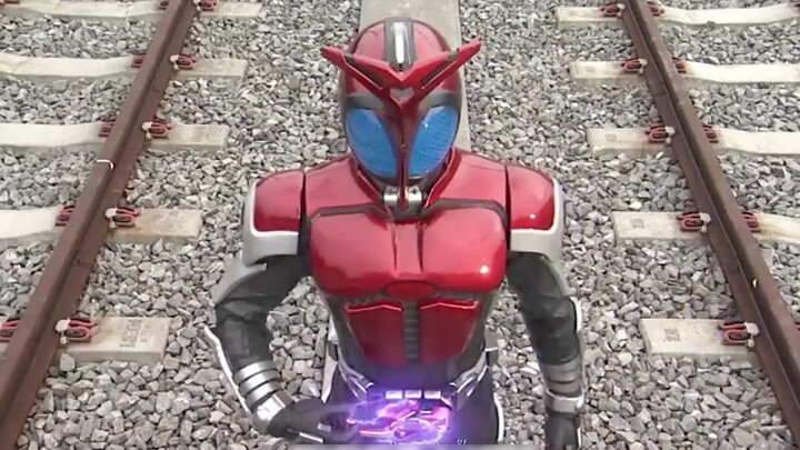 [Kamen Rider/The handsome guy in front] Is this the charm of turning into a man?