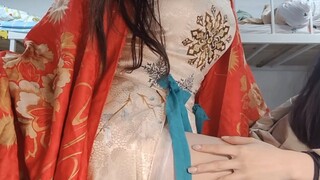 Jinghong Dance Show‖The clothes are from Qiyuda. The review has been posted before. You can go to th