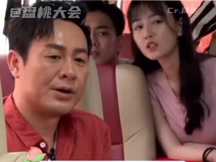 จางซ่งเหวินมีความสามารถในการหยั่งรู้ยอดเยี่ยม! มองแวบเดียวก็รู้อาชีพของคนเดินถนน #จางซ่งเหวิน# ...