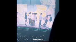 Mingyu made his own L&R ending 😌 #seventeen #mingyu #shorts