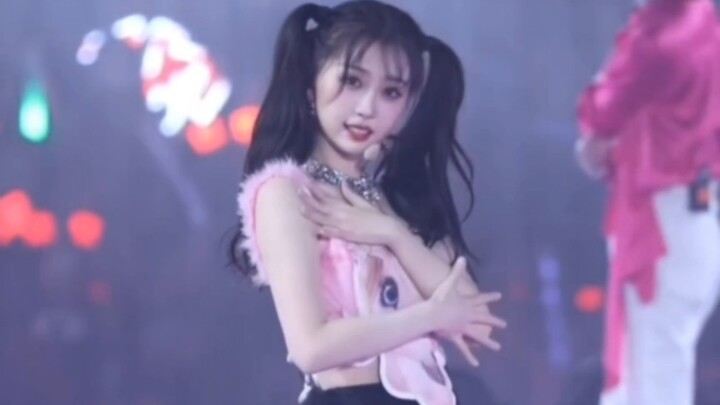 หางม้าแฝด นี่แหละคือสิ่งที่อันตรายที่สุดสำหรับฉัน! - ⭐ ไอดอลของฉัน ซินซิน สำเร็จการศึกษาอย่างเป็นทาง