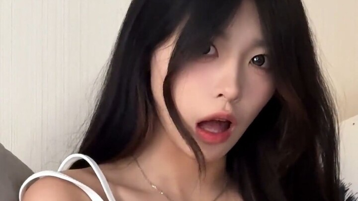 What’s it like having a loud-voiced little sister?