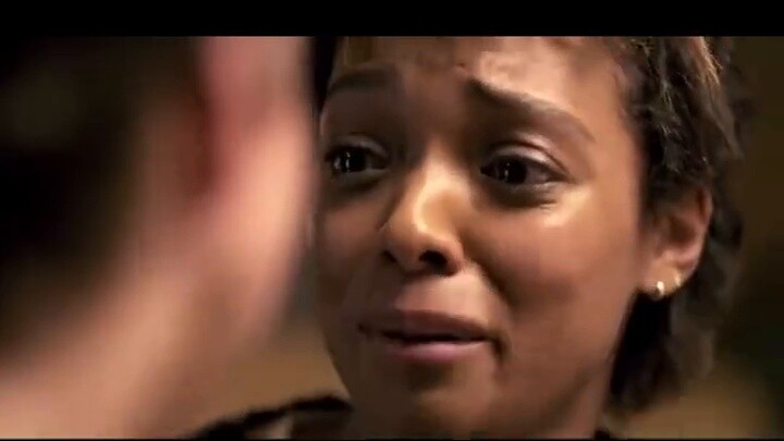 จับมือที่ถูกพัดออกไปโดยสื่อกลางแล้วพูดว่า "ตอบกลับฉัน" เพื่อสื่อสารกับมือผี