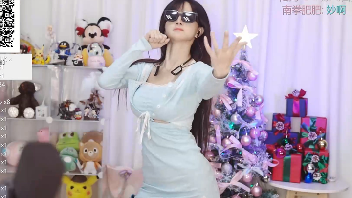 Jin Haha, the big goofball, a pro at cheesy local hits and social dancing, Sister Si Kong from fresh