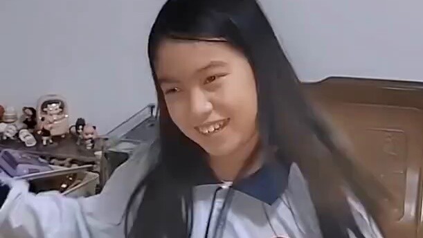 How can a middle-aged modeler bring a Gundam home? Here's a little trick! Girls should be given more