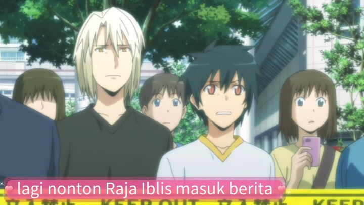#KompetisiKreasiUnggahan7, Cewek ini terlalu fokus liat pesan dari gebetan