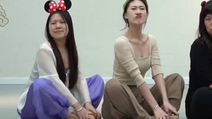 Pelatihan fleksibilitas sendi pinggul dan sihir super ada di sini, Yunqi Dance Studio