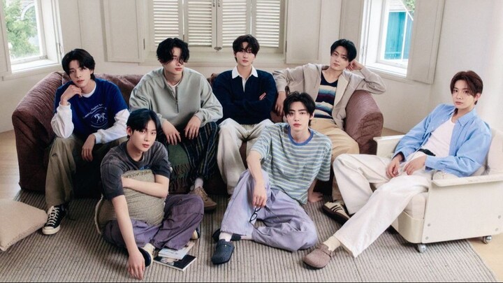 ENHYPEN 2025 SEASON'S GREETINGS