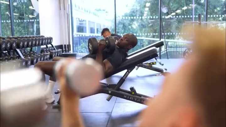 Ketika kamu bertemu pemula di gym