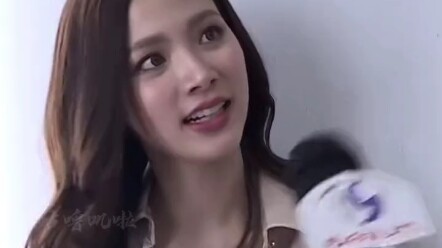 ไม่ใช่ว่าฉันมองไม่เห็นเธอ แต่เป็นเพราะเธอไม่ได้อยู่ในสายตาของคนอื่นต่างหาก ฮ่าฮ่าฮ่าฮ่าฮ่า น่ารักมาก