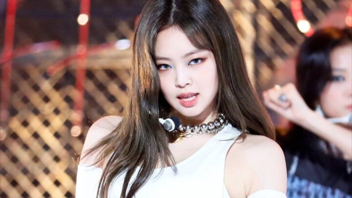 【Jennie】只有没看过和无数遍的pretty savage直拍！又black又pink的灵魂人物！
