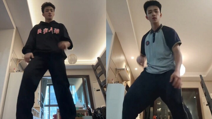 هذا في الواقع طالب مدرسة إعدادية...