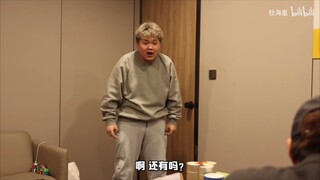 Tuyển tập các kiểu lắc khác nhau của Hải Hoàng (có thể chưa đầy đủ)