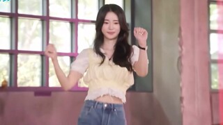 ยอนจิน~ ฉันต้องบอกว่าพรสวรรค์ในการเต้นนี้มีมาแต่กำเนิดใช่ไหมล่ะ?