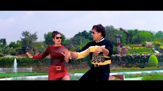 Akhiyon_Se_Goli_Mare_Full_Video___Dulhe_Raja___Govinda%2C_Raveena_Tandon___Jaspindar%2C_Sonu_Nigam(1