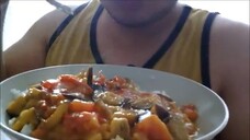 ASMR EATING SOUNDS - THAI GREEN CURRY, NALESNIKI, FRIED EGG SERVED WITH AJVAR
