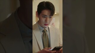 " Finally, he found his fifth youtube subscriber 😍🙂" #doctorslump   #kdrama #koreandrama #yoonpark