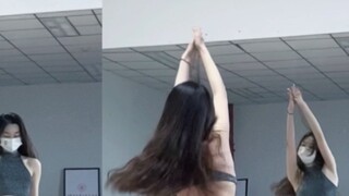 Sexy little wildcat - Kwon Eun-bi "Door"