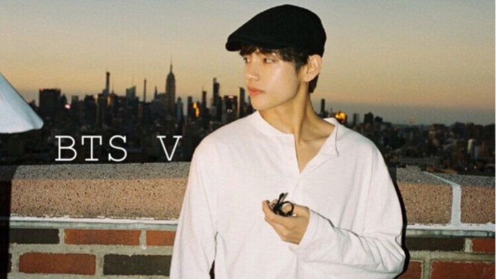 บีทีเอสวี คิมแทฮยอง * 40 ลุคแฟชั่นสตรีทสไตล์ญี่ปุ่น | บนเวที | พร้อมข้อมูลแบรนด์และราคา