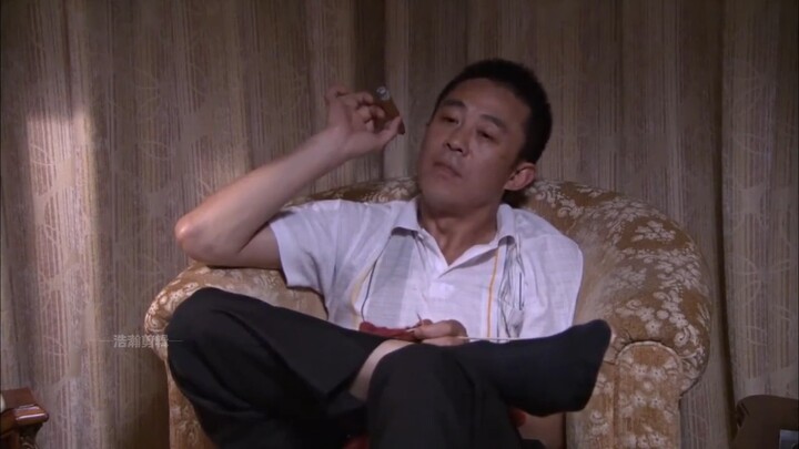After his release, Zhao Dehan, physically and mentally drained, was divorced by his wife.