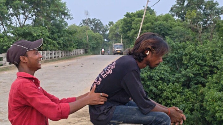 डर कर माहौल hai 🤣👉..