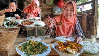 Bikin Nambah Terus, Siapin Nasi Hangat.. Pesmol SALEM, Urap Daun Kacang, Masak di Desa