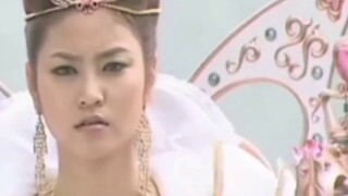 〖41〗Three volumes of yellow thunder! Playing video games, thunder games, and puppies! Your thunder i