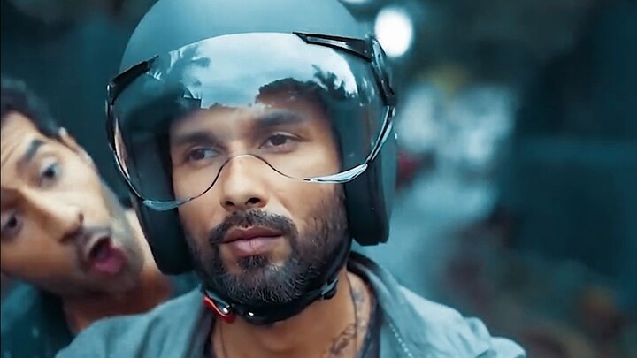 رسّام مُحْبَط لا يبيع لوحاته.. يغيّر مهنته ليصبح سيد الأوراق النقدية المزيفة.. مستقبل مليارات للأخوي