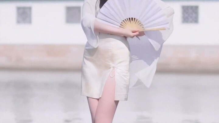 Biting Cat Cheongsam