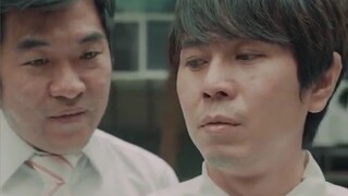 Saya ingin menyebutnya sebagai iklan monitor terbaik tahun ini. Tiba-tiba aku merasa sedikit sedih, 